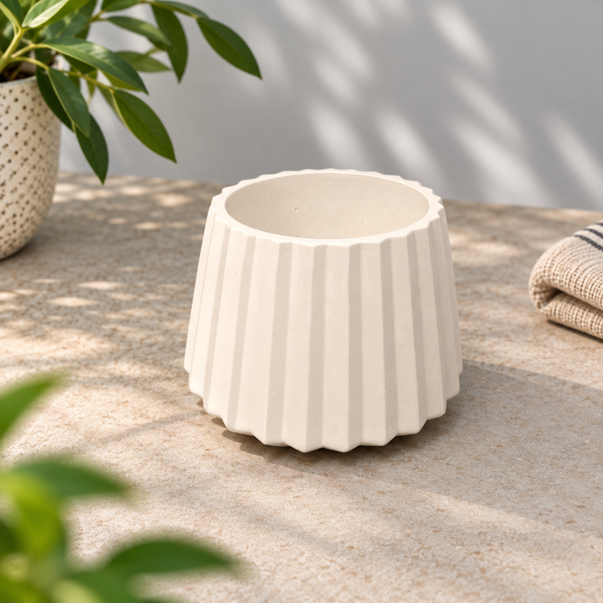 Ripped Planter - Eco