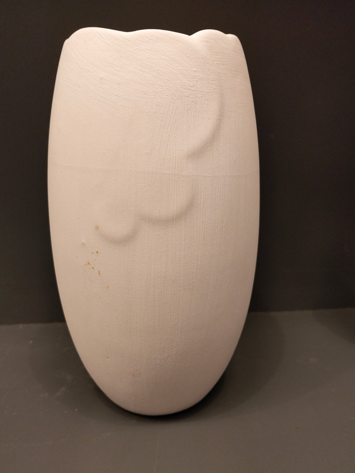 Round Tall Vase L