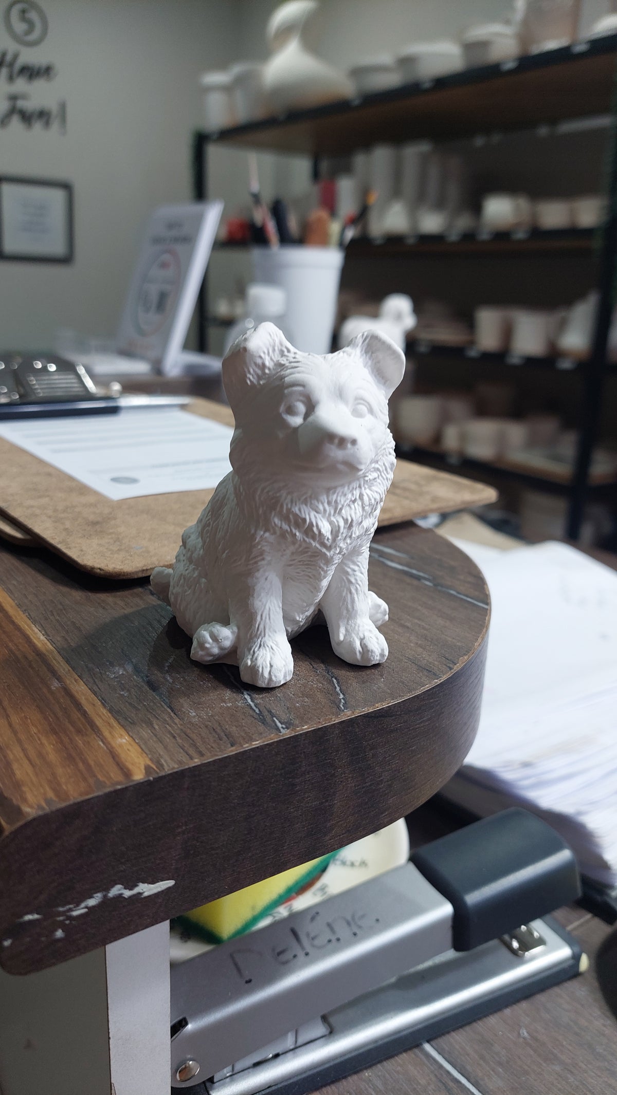 Sitting Dog - Eco